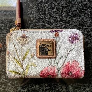 Botanicals collection zip around credit card case